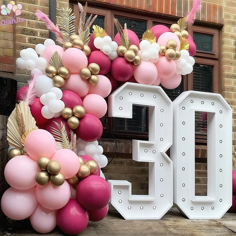 Anibersaryo ng Balloon Arch